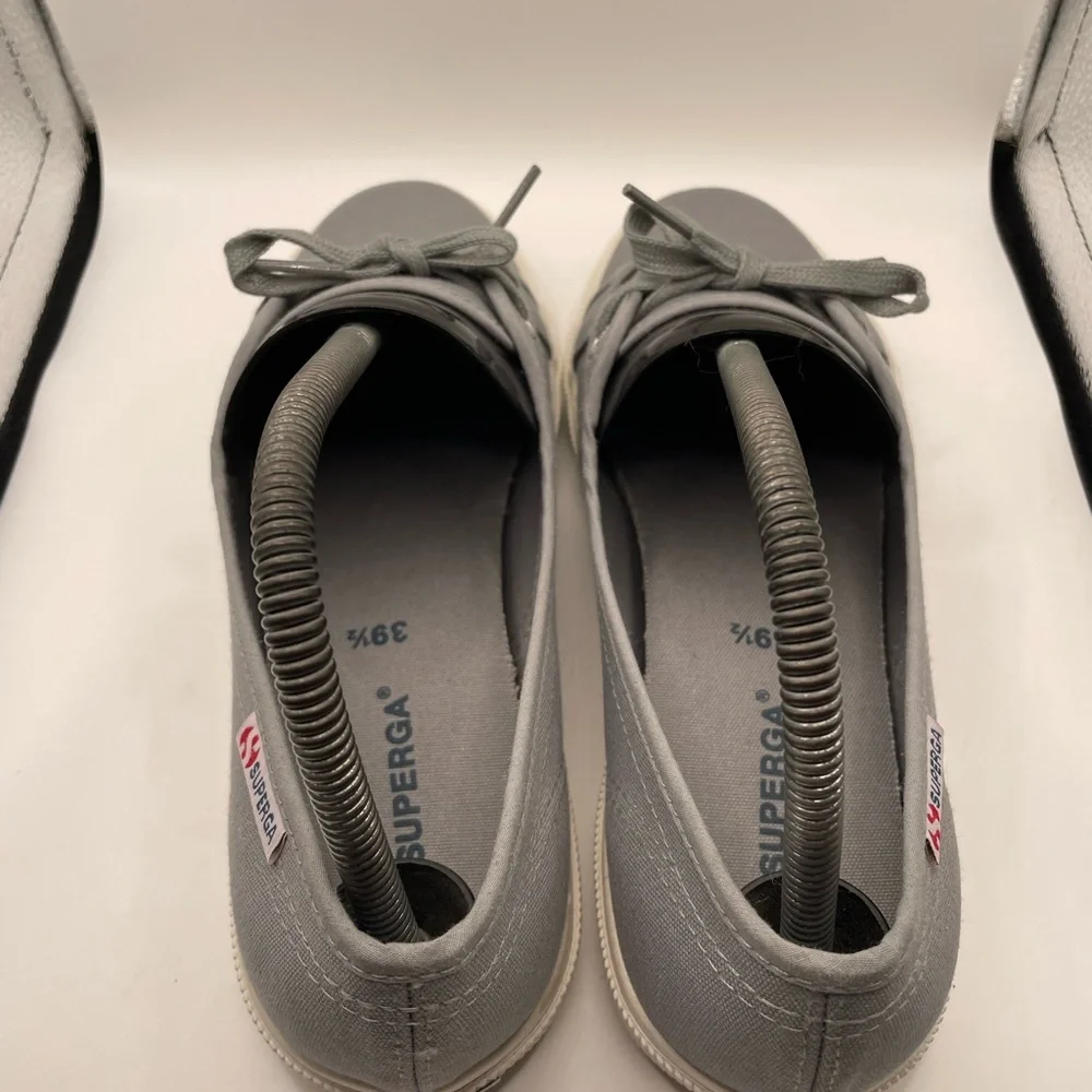 Superga Classic Gray Lace-Up Sneakers women’s size 8.5